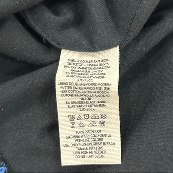 Free People Essential Scrunch Mini Skirt Black Blue Combo Floral Size XS NWT - Picture 7 of 7